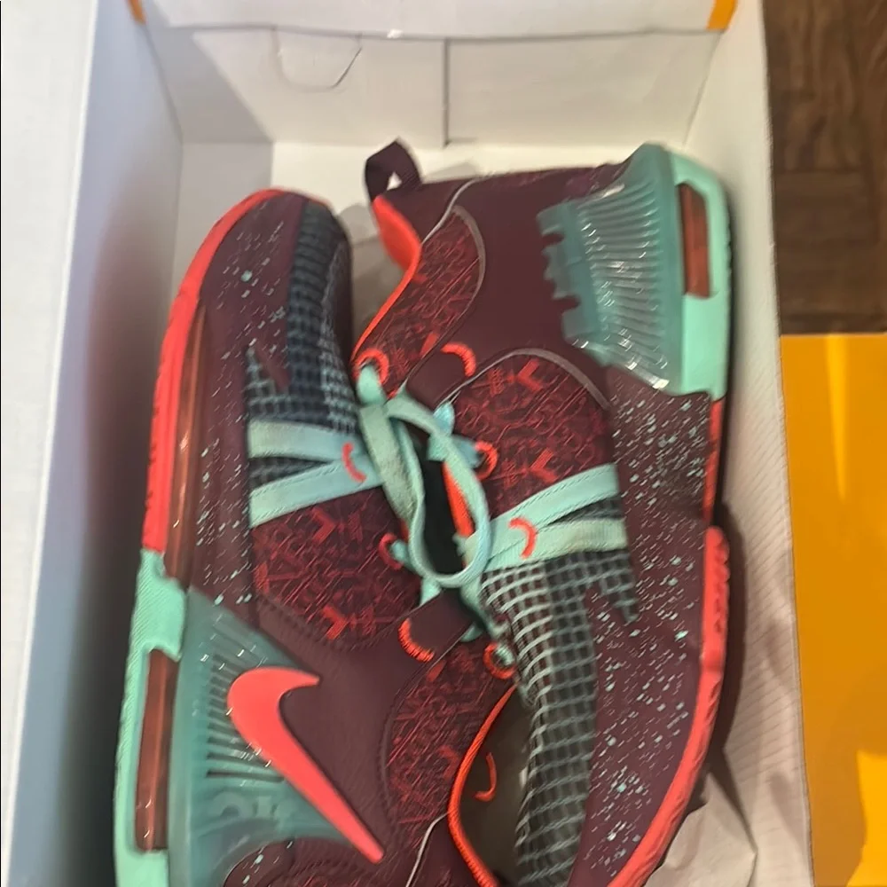 Nike Kids Sneakers - Red and Teal